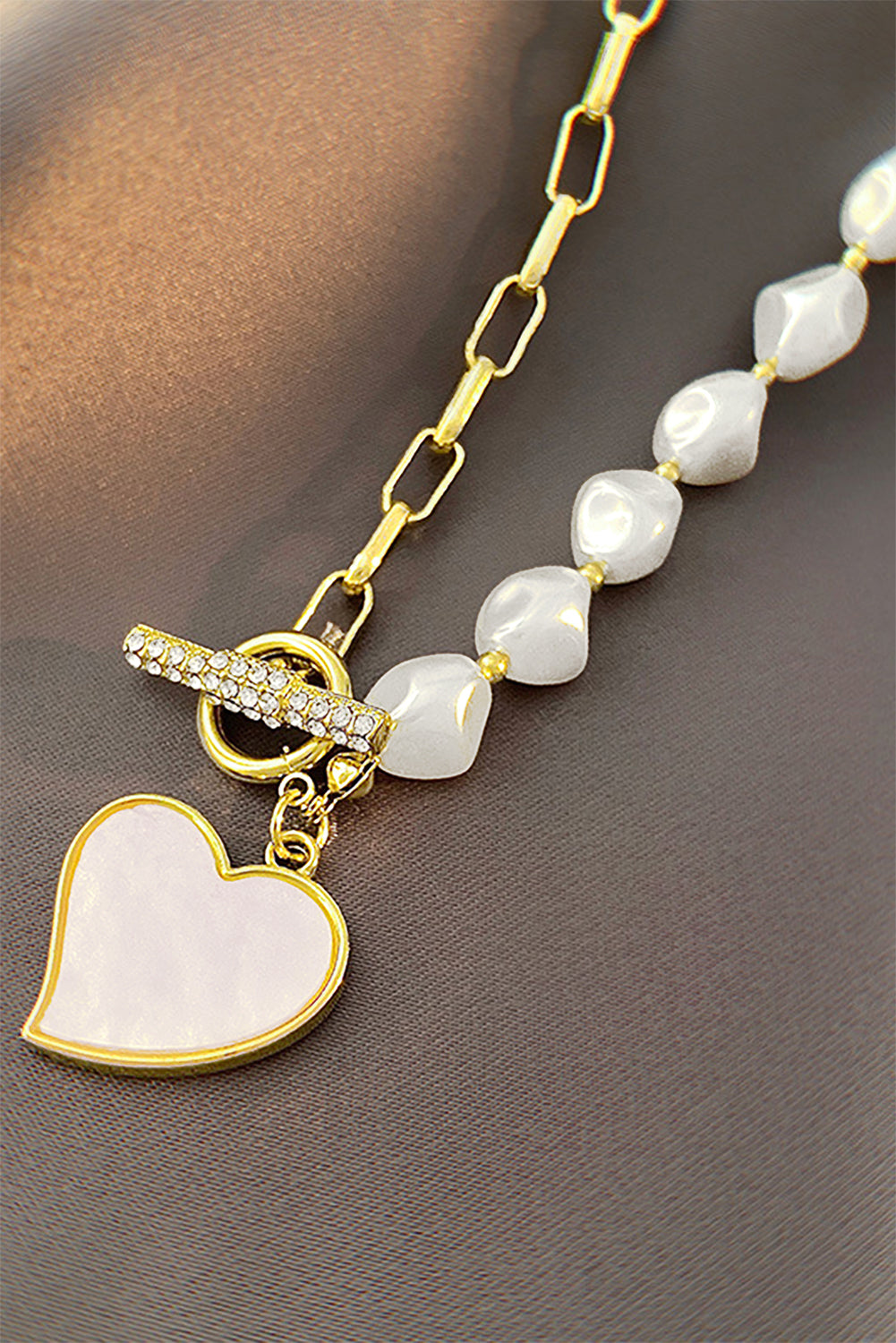 Gold Heart Shape Pendant Rhinestone Decor Pearl Chain Necklac